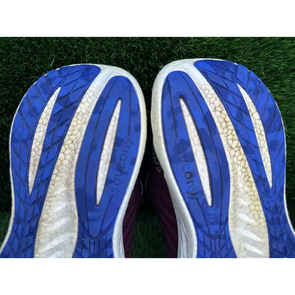 Saucony Triumph 22 S10964-241 Athletic Sneaker Women's 10.5 Purple Mesh Running